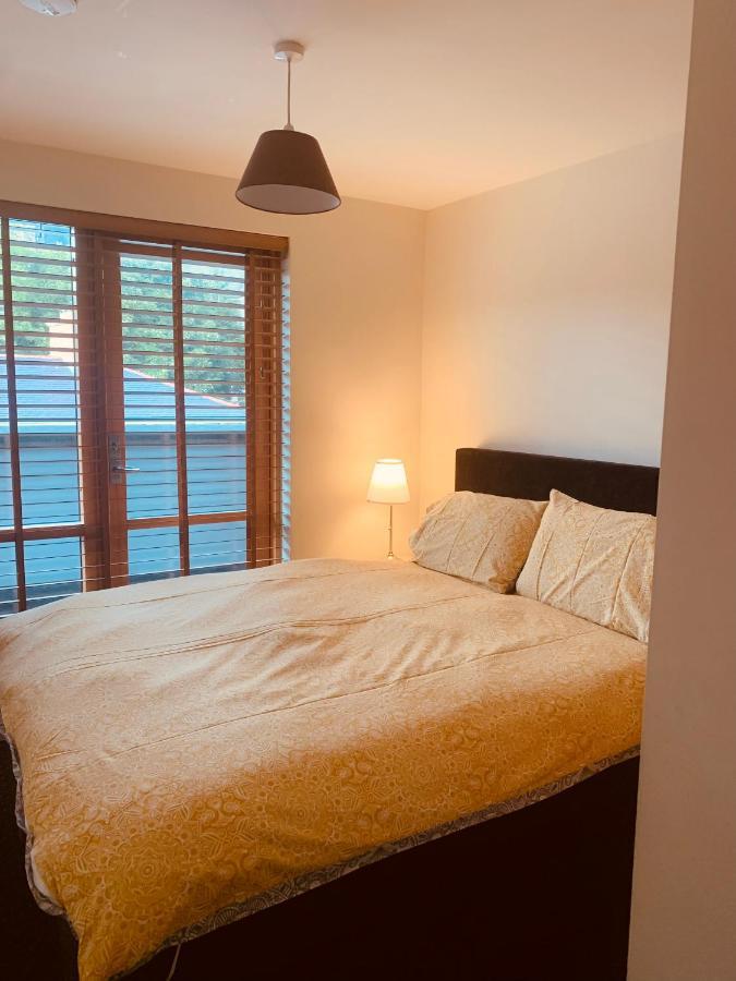 Апартаменты Courthouse View Penthouse 2 Клифден Экстерьер фото